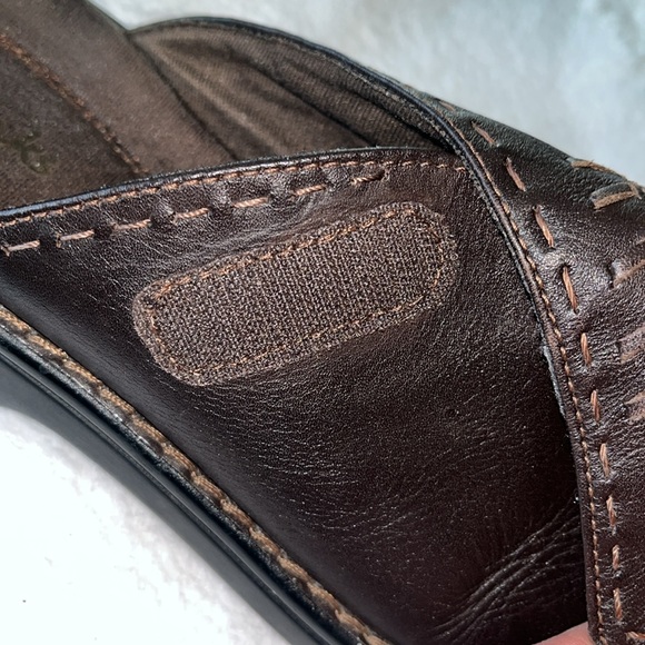 Clarks Shoes - Picture 9 of 11